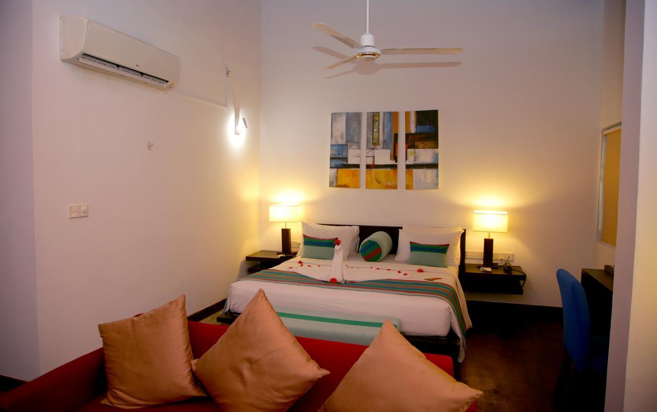 Ranna 212 Beach Resort Kahandamodara Oda fotoğraf